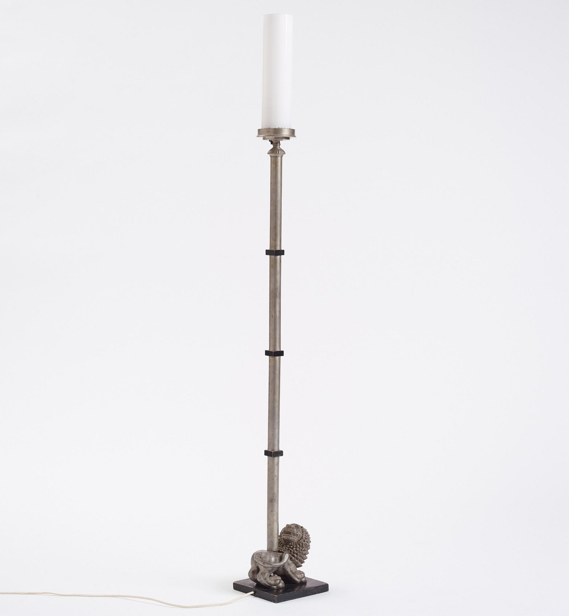 Nils Fougstedt, & Anna Petrus, golvlampa, Firma Svenskt Tenn, Stockholm ca 1929, enligt uppgift inköpt på Stockholmsutställningen 1930.
