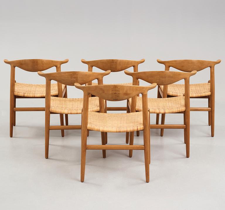 Hans J. Wegner, A set of six Hans J. Wegner 'cowhorn'chairs' 'JH-505, executed by cabinetmaker Johannes Hansen, Denmark 1950-60.