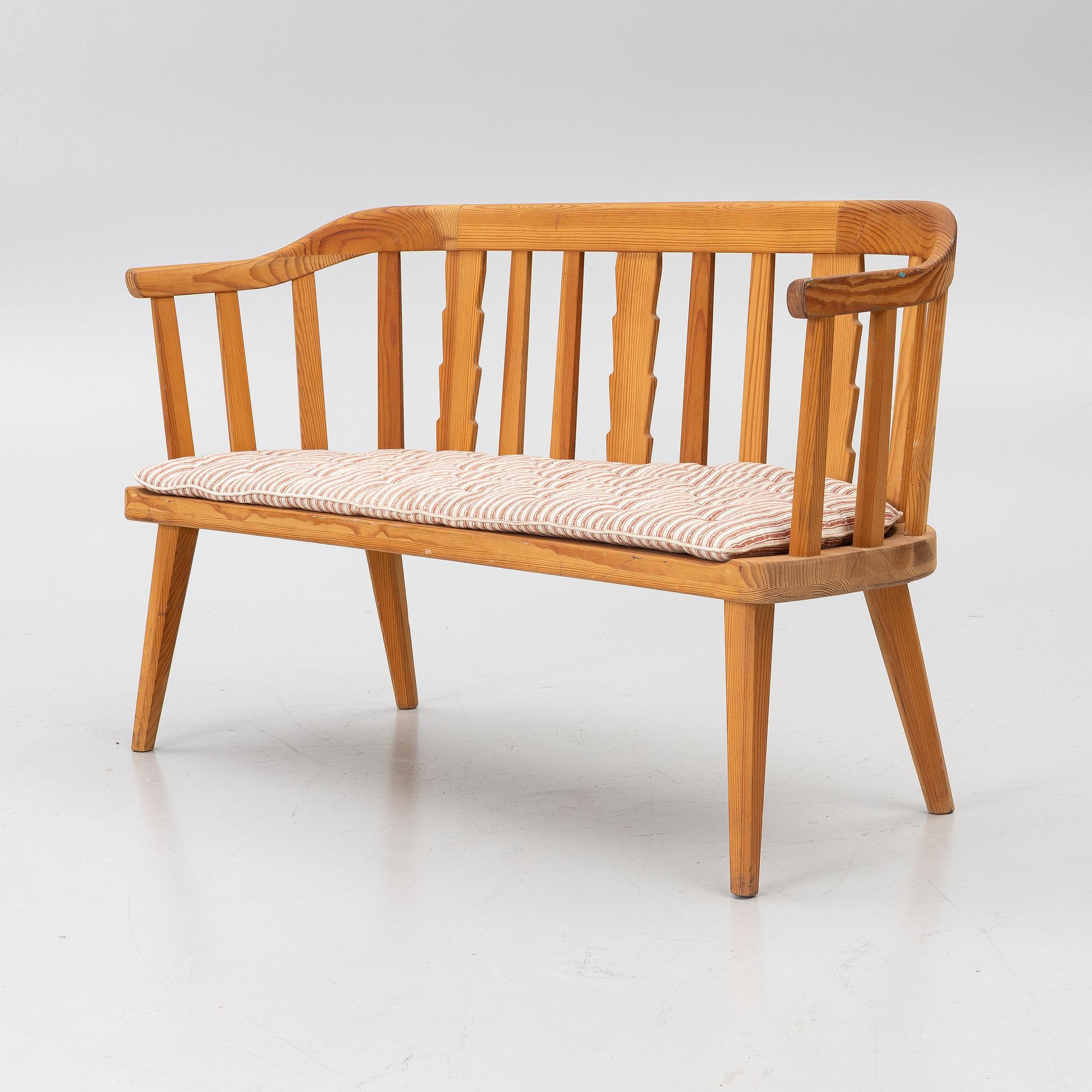 Nordiska Kompaniet, Soffa, Swedish modern, "Ekerö", 1900-talets mitt.