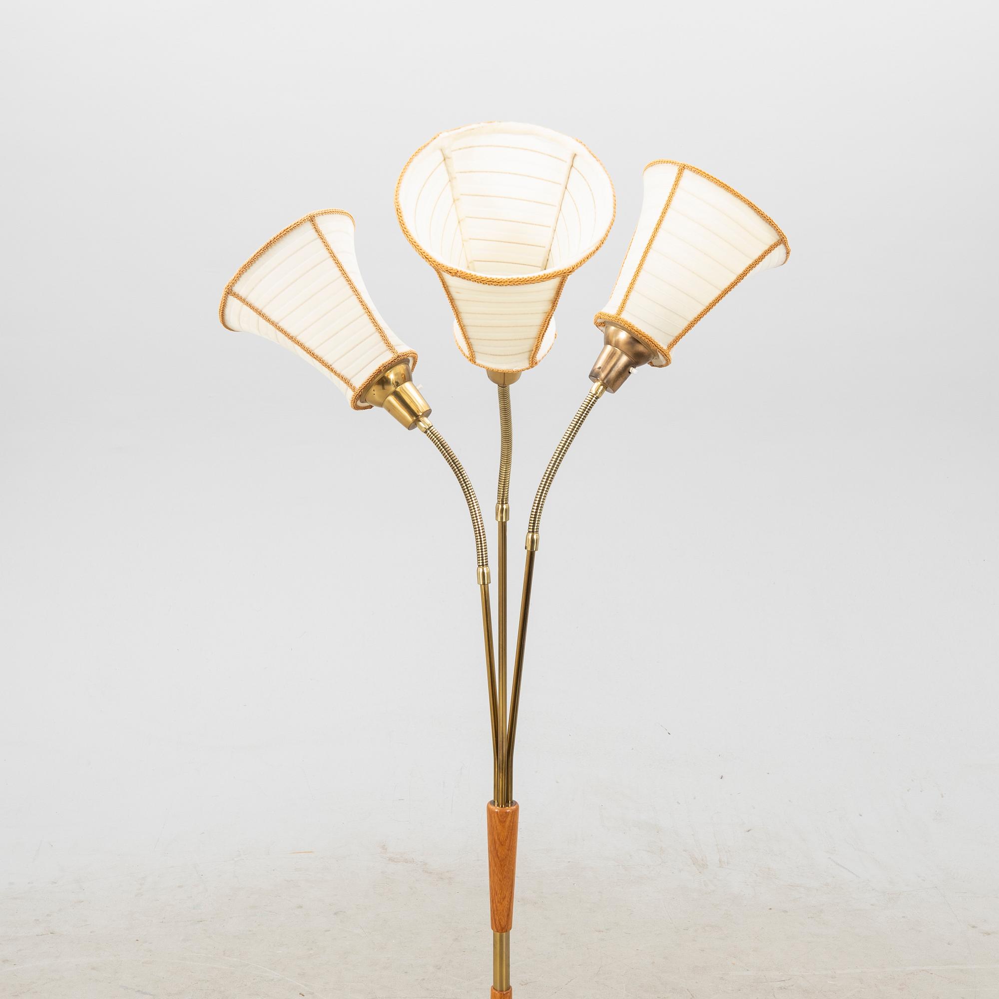 Golvlampa 1900-talets mitt.
