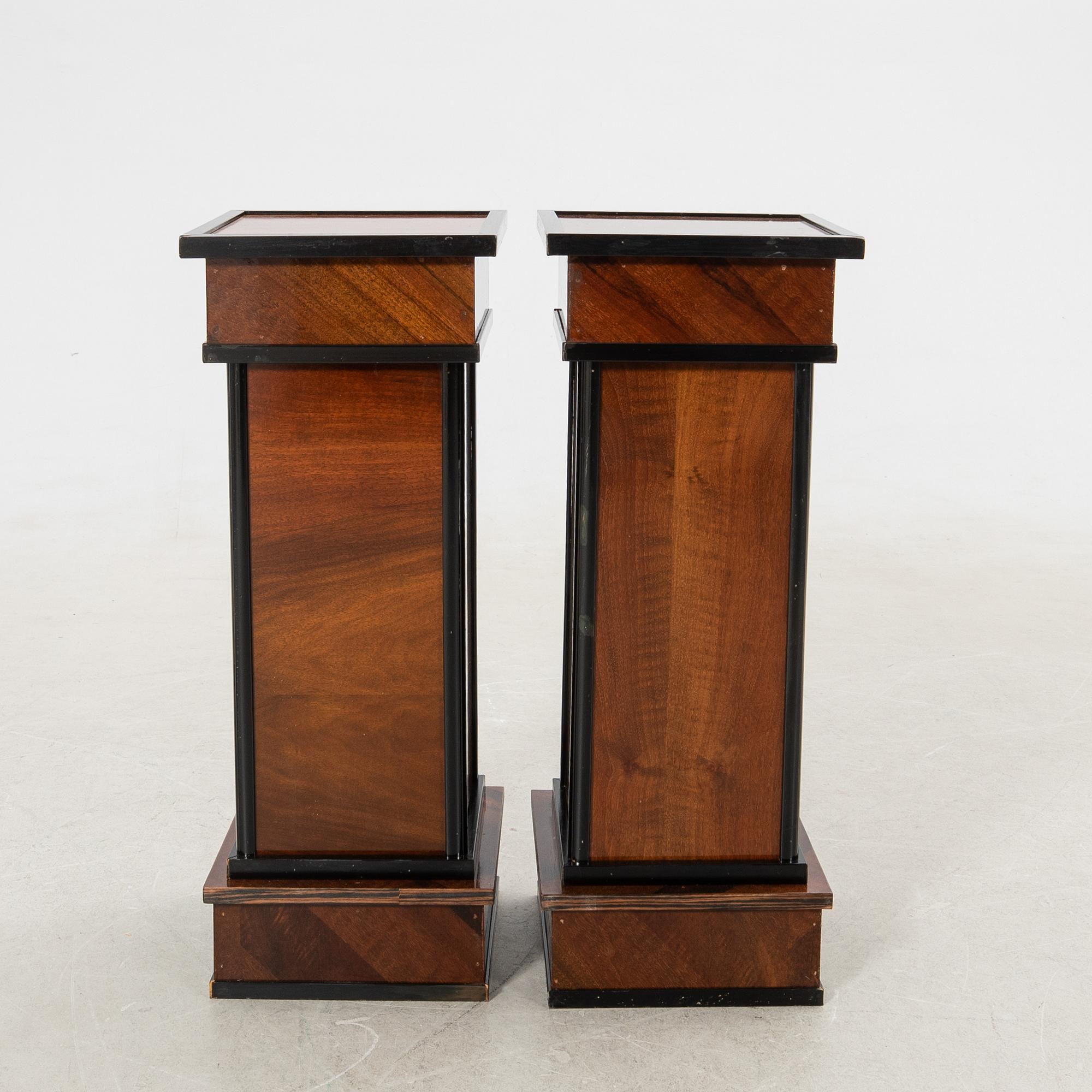 Pedestals, a pair, first half/mid 20th century.