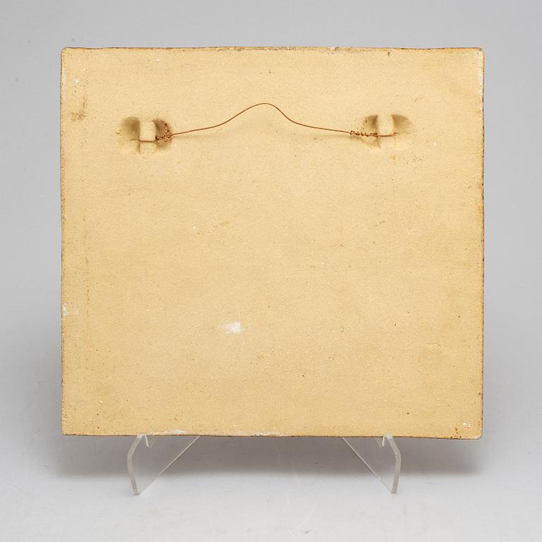 STIG LINDBERG, relief. Stengods. Signerad Stig L.