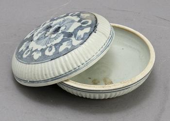 LOCKASK, porslin, Kina, Ming, 1600-talets början.