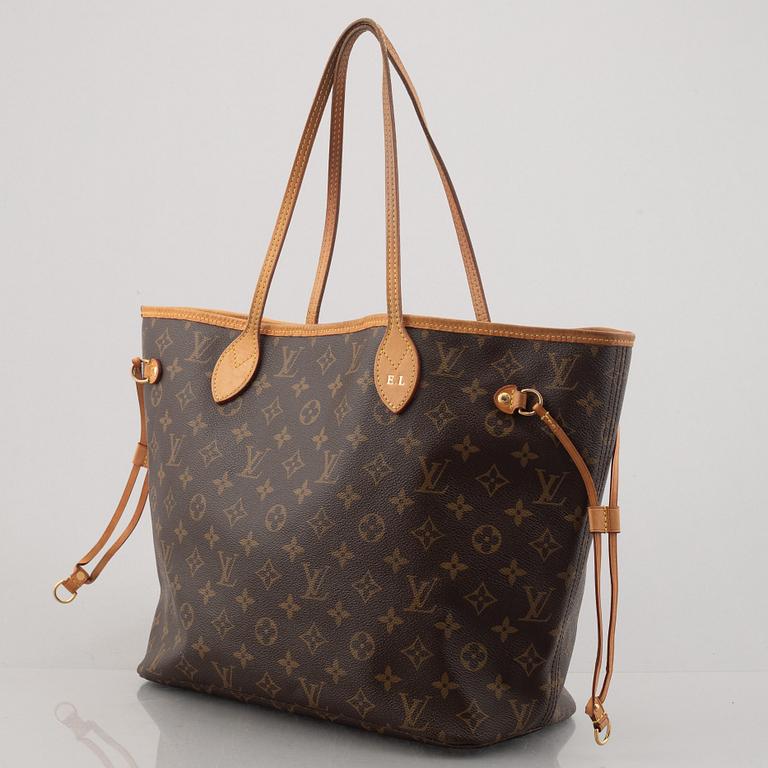 Louis Vuitton, a 'Neverfull MM' handbag, 2015.