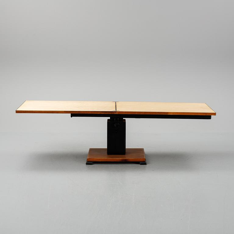 Otto Wretling, an 'Idealbordet' table, Umeå, 1930's.