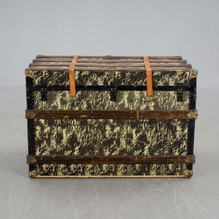 KOFFERT, 1900-talets början.