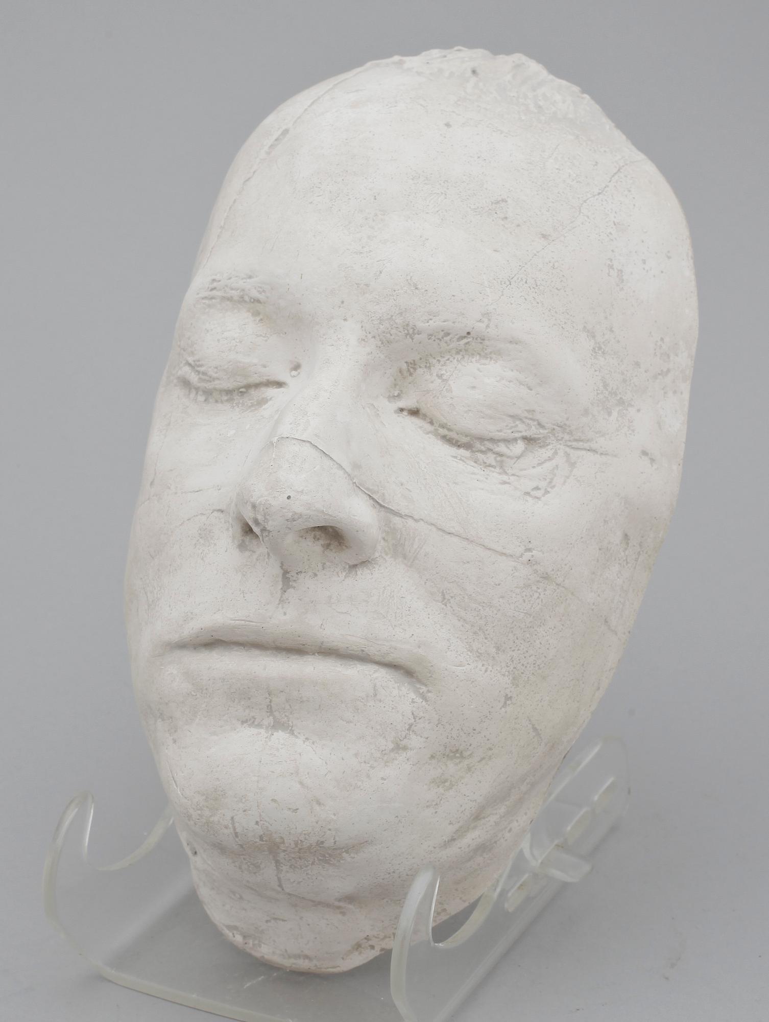 JOHAN TOBIAS SERGEL, efter, dödsmask av gips, föreställande Gustaf III, sannolikt 1800-tal.