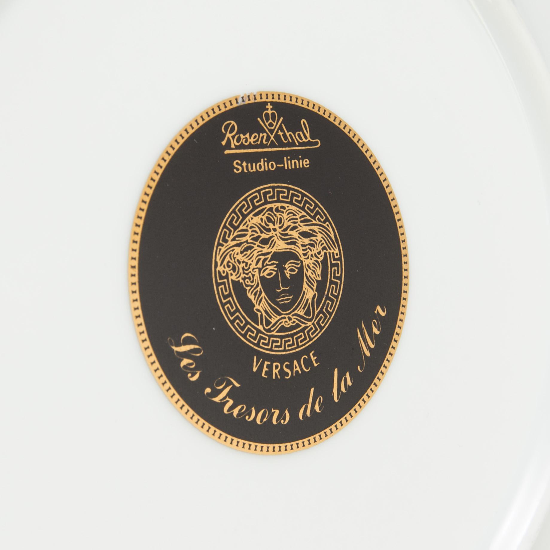 A set of 27 p of dinnerware in porcelain, "Les Tresors de la Mer", Versace for Rosenthal.