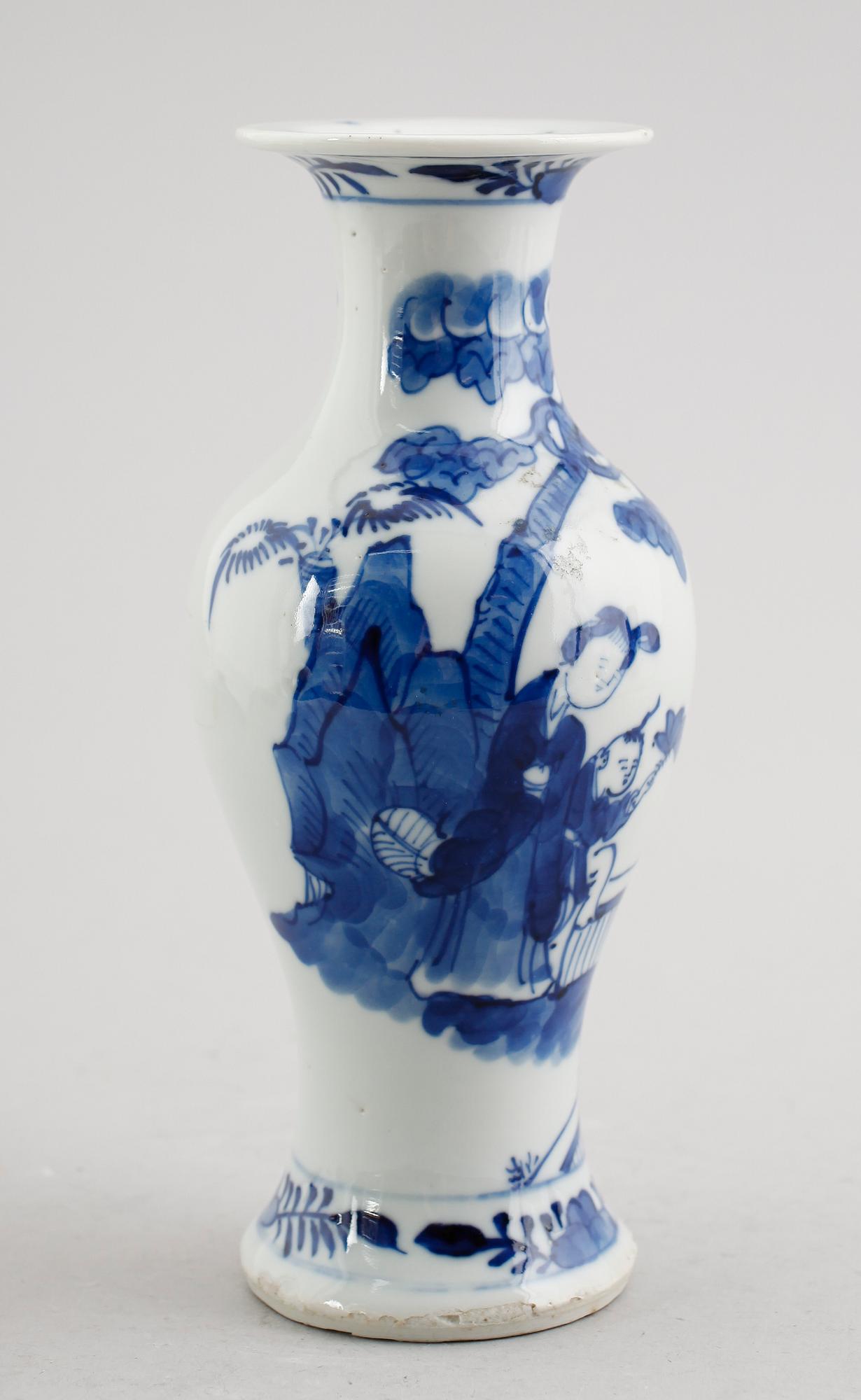 VAS, porslin, Kina, 1800-/1900-tal.