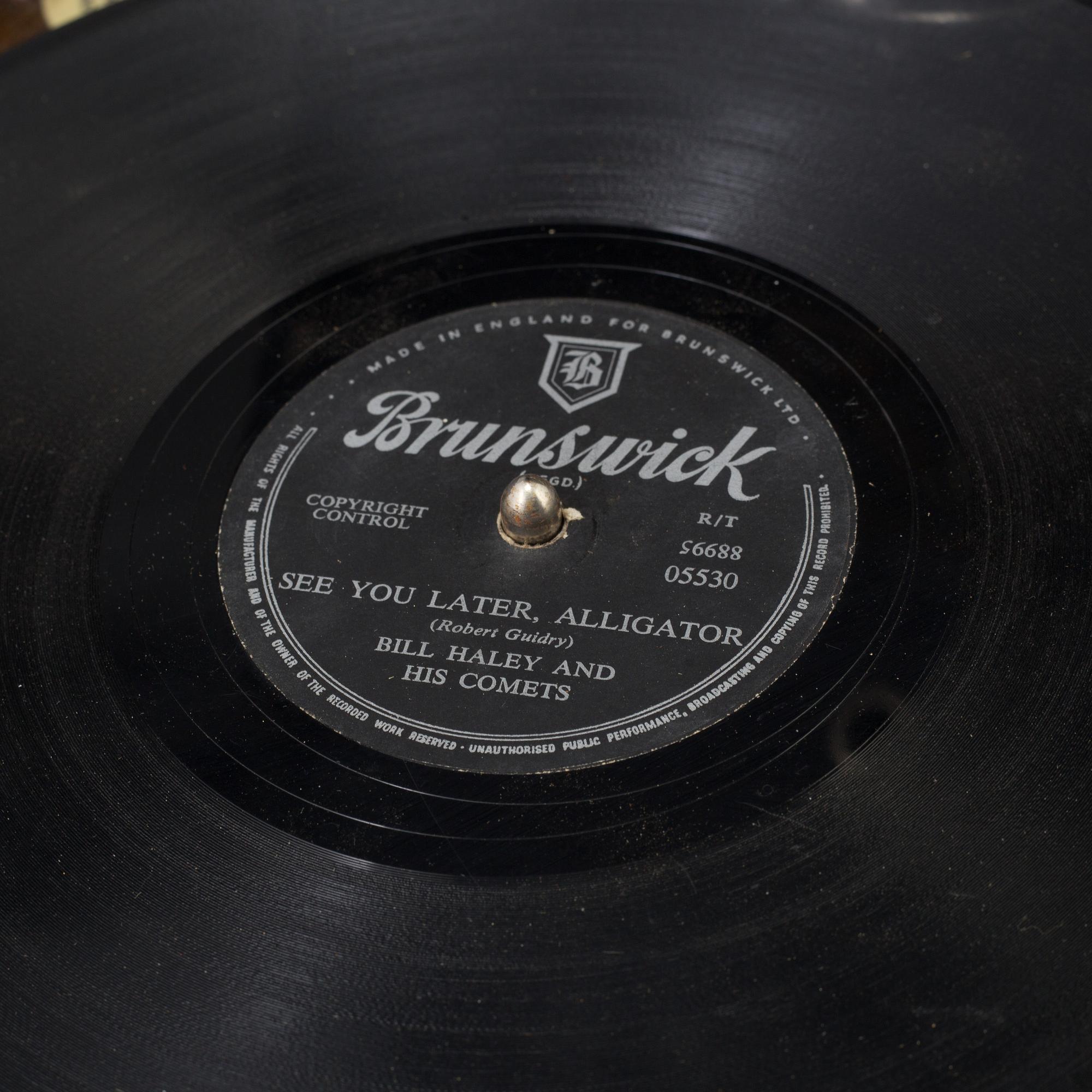 RESEGRAMMOFON, His Masters Voice, Tyskland, 1900-talets första hälft.