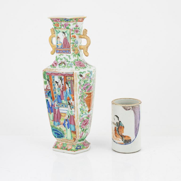 Vaser, 2 st samt fat, porslin, Kina, Qingdynastin, 1800-tal.