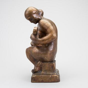 HELGE HÖGBOM, skulptur, brunpatinerad brons, gjutarstämpel från AB Malmö Butiksmontering.