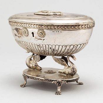 A Swedish Emoire sugar bowl with lid, silver, mark of JOHAN PETTER GRÖNWALL, sockerskrin, silver, Stockholm 1822.