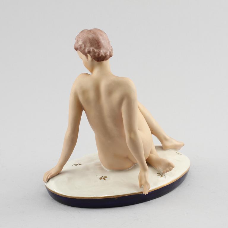 FIGURIN, porslin, design Elly Strobach, Royal Dux, 1900-tal.