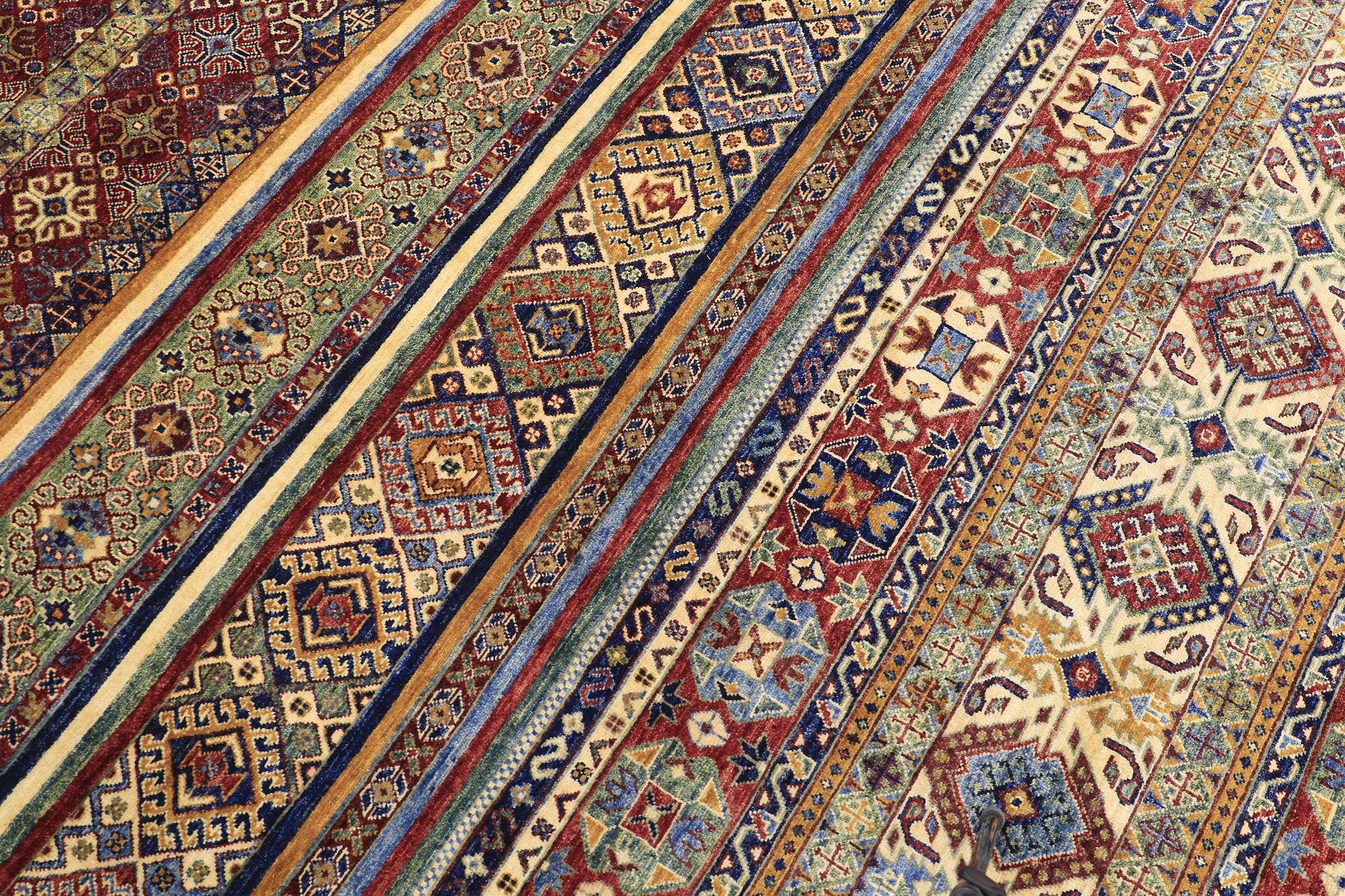 Matto, oriental, ca 395 x 300 cm.