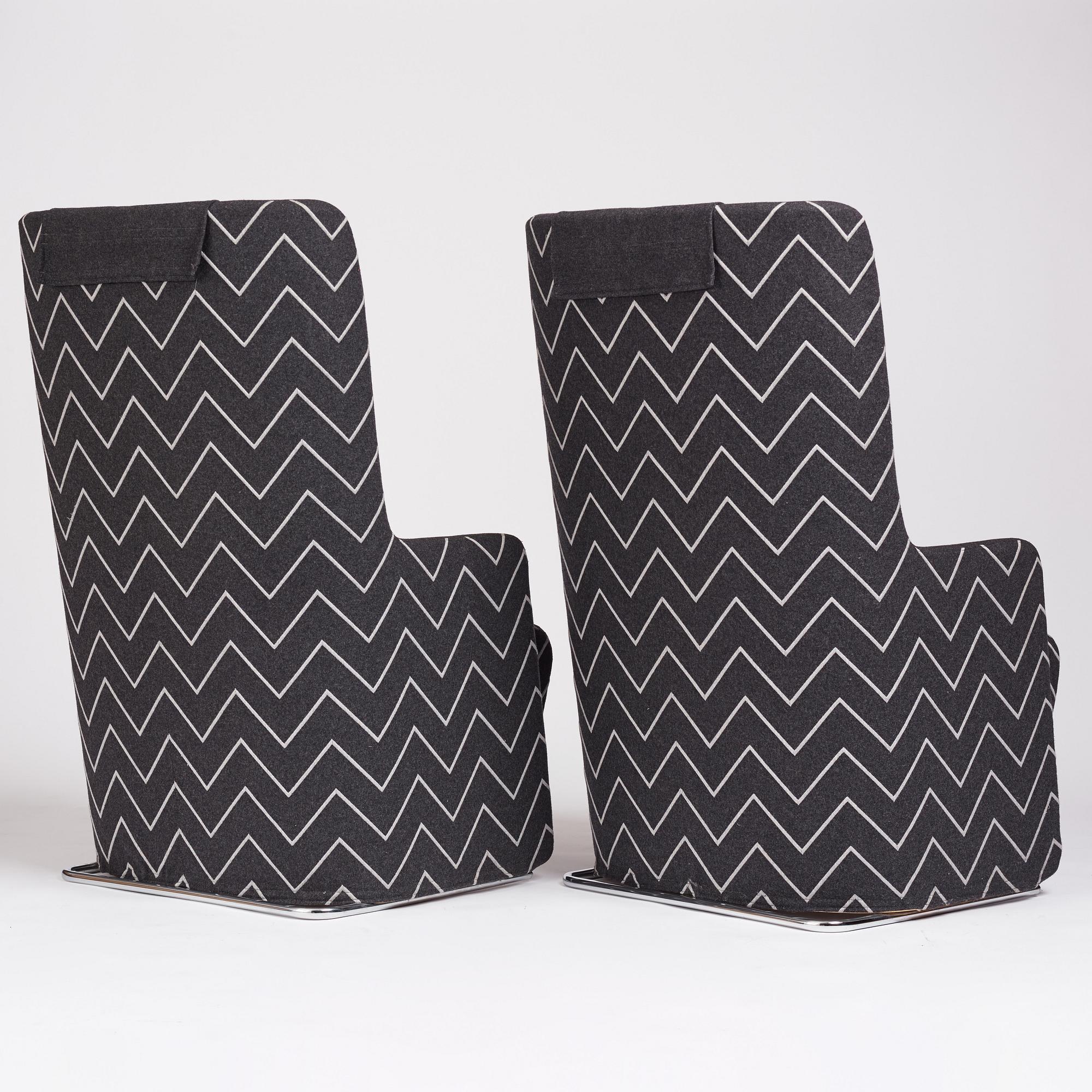 Börge Lindau, & Bo Lindekrantz, a pair of "Solo XL" easy chairs, Lammhults Möbel AB, 1960-70-tal.