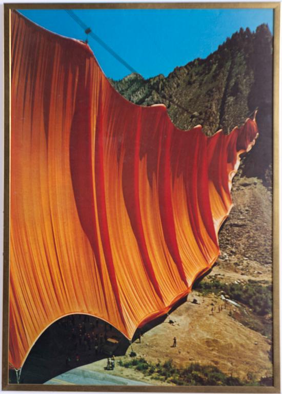 Christo & Jeanne-Claude, "Valley Curtain".