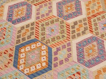 Matta, Kelim, 300 x 207 cm.