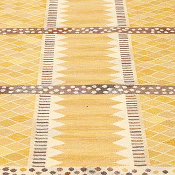 Marianne Richter, a carpet, "Josefina gul", flat weave, ca 267,5 x 165 cm, signed AB MMF MR.