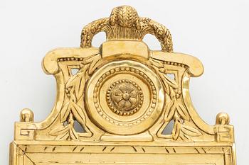 A Gustavian giltwood mirror by J. Falkengren (master in Jönköping 1776-1813).