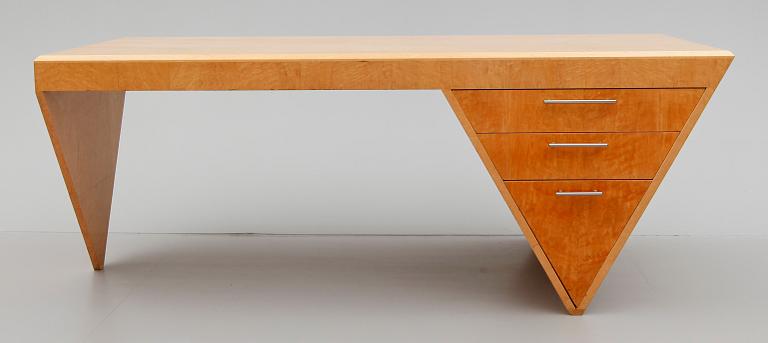 SKRIVBORD, design Klaus Wettergren, Danmark, 1900-talets andra hälft.