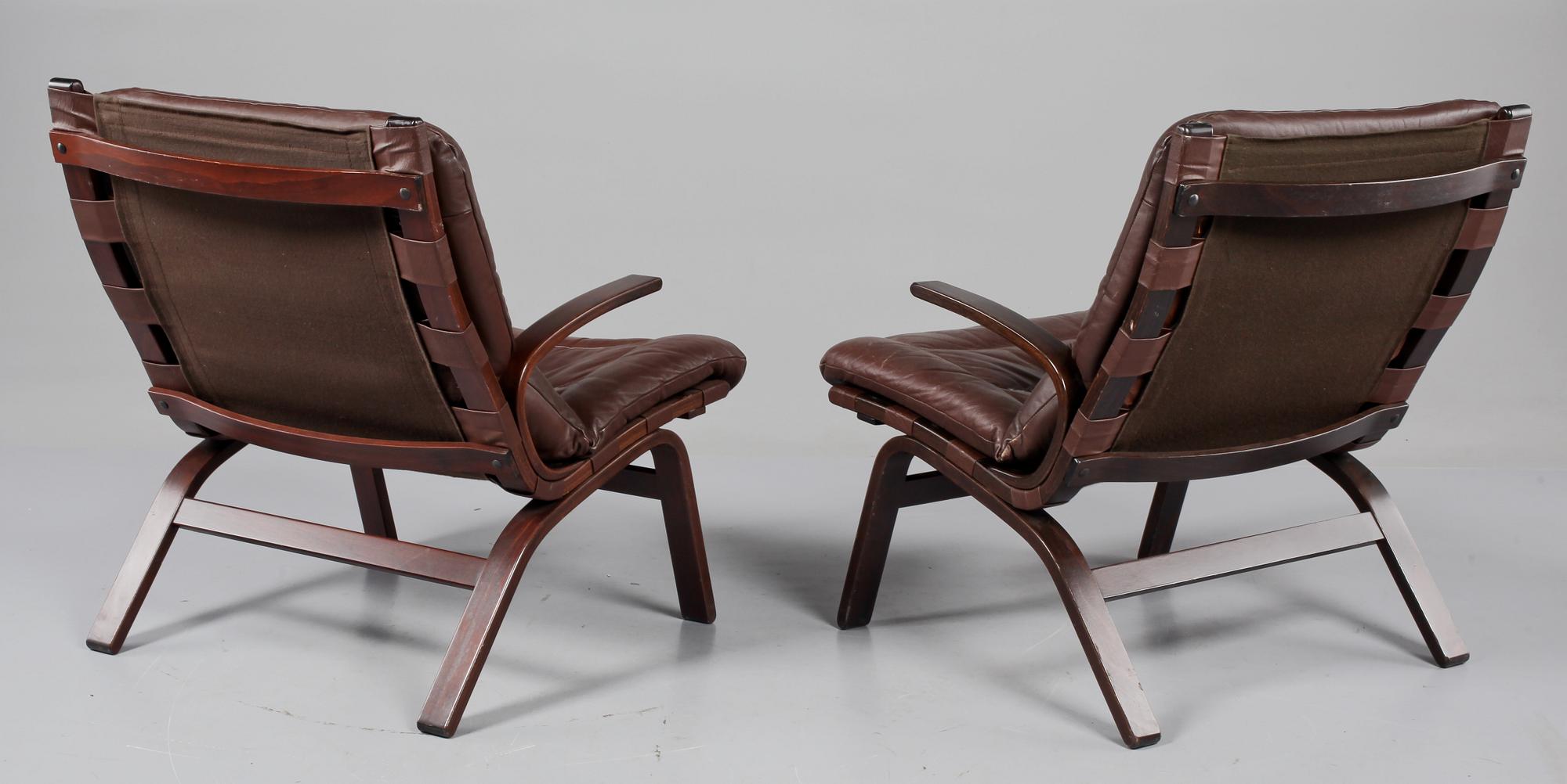 FÅTÖLJER, ett par, 1960/1970-tal.