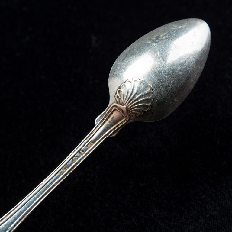 DIV. BESTICK, 12 delar, silver 1800-tal. "Engelsk snäck".