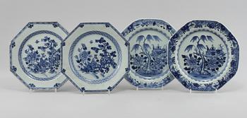 TALLRIKAR, 2+2 st, porslin, Kina, 1700-tal.