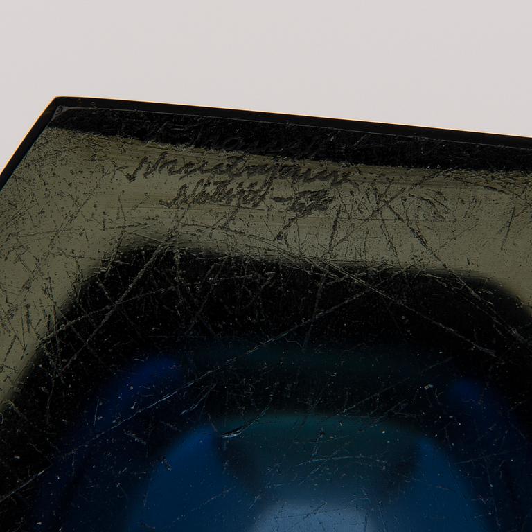 A vase 'Pillar KF 249' signed K. Franck Nuutajärvi Notsjö -62.