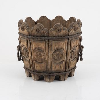 A wooden pot, around 1900.