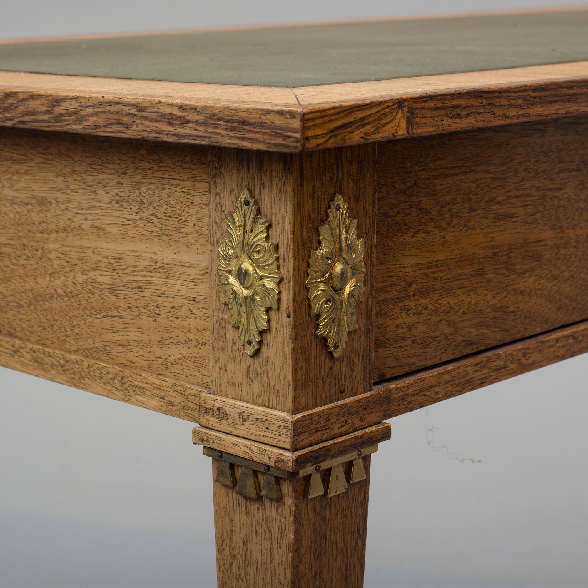 SKRIVBORD, gustaviansk stil, 1900-talets början.