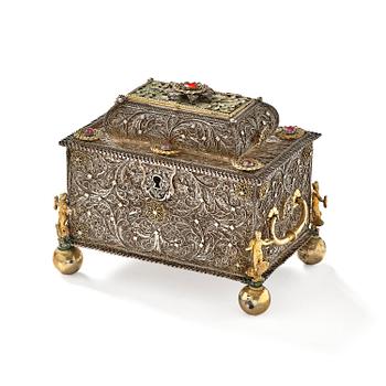 224. A late 17th century parcel-gilt silver filigree casket with painted enamel medallion and gemstones, Nothern Europe.