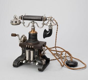 TELEFON, "Taxen", LM Ericsson, troligen 1892 års modell, märkt "Rikstelefon".