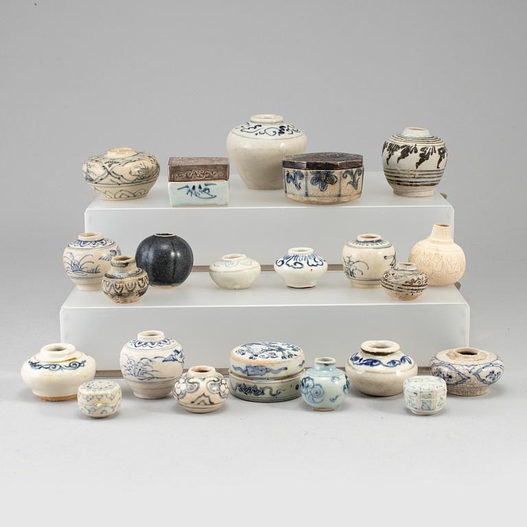 A group of Southeast asian ceramic miniatures, 19th-20th century.