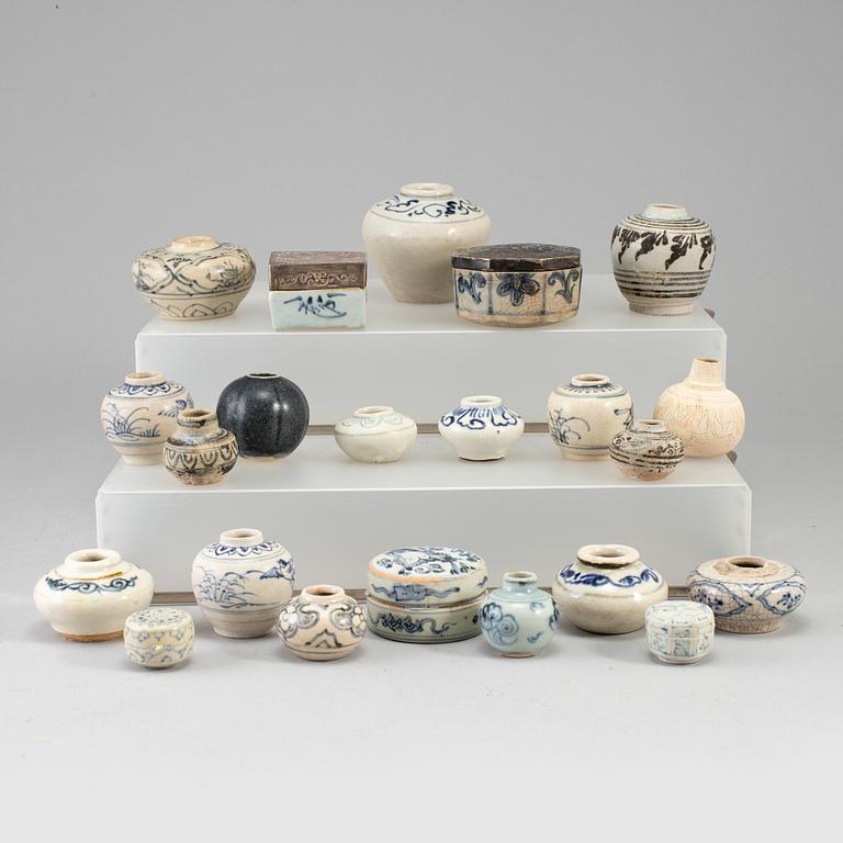 A group of Southeast asian ceramic miniatures, 19th-20th century.