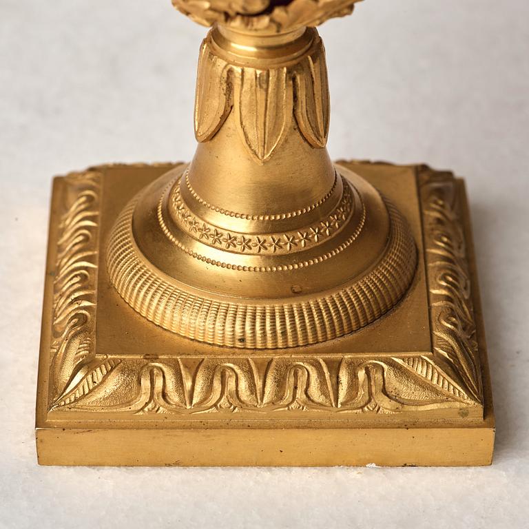 An empire style urn, presumably Baccarat, France, second half of the 19th century.