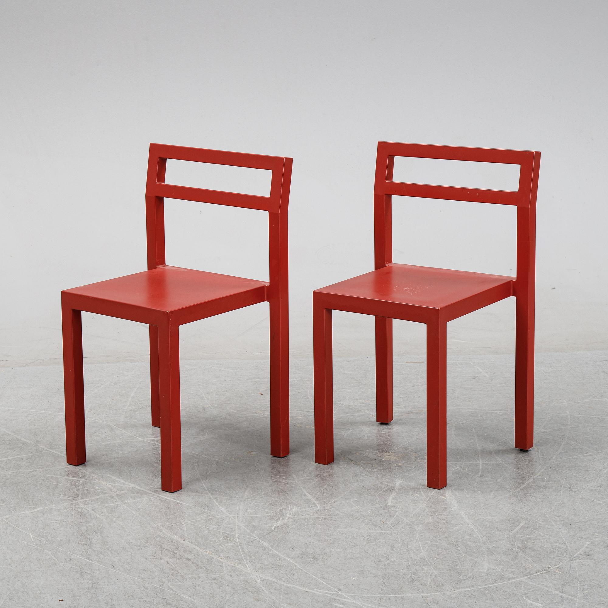 Boris Berlin/Poul Christiansen, a 'Non' table with two chairs by Komplot design for Källmo.