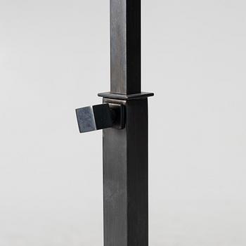 Golvlampa, "Atley", Vaughan Lightning, samtida.