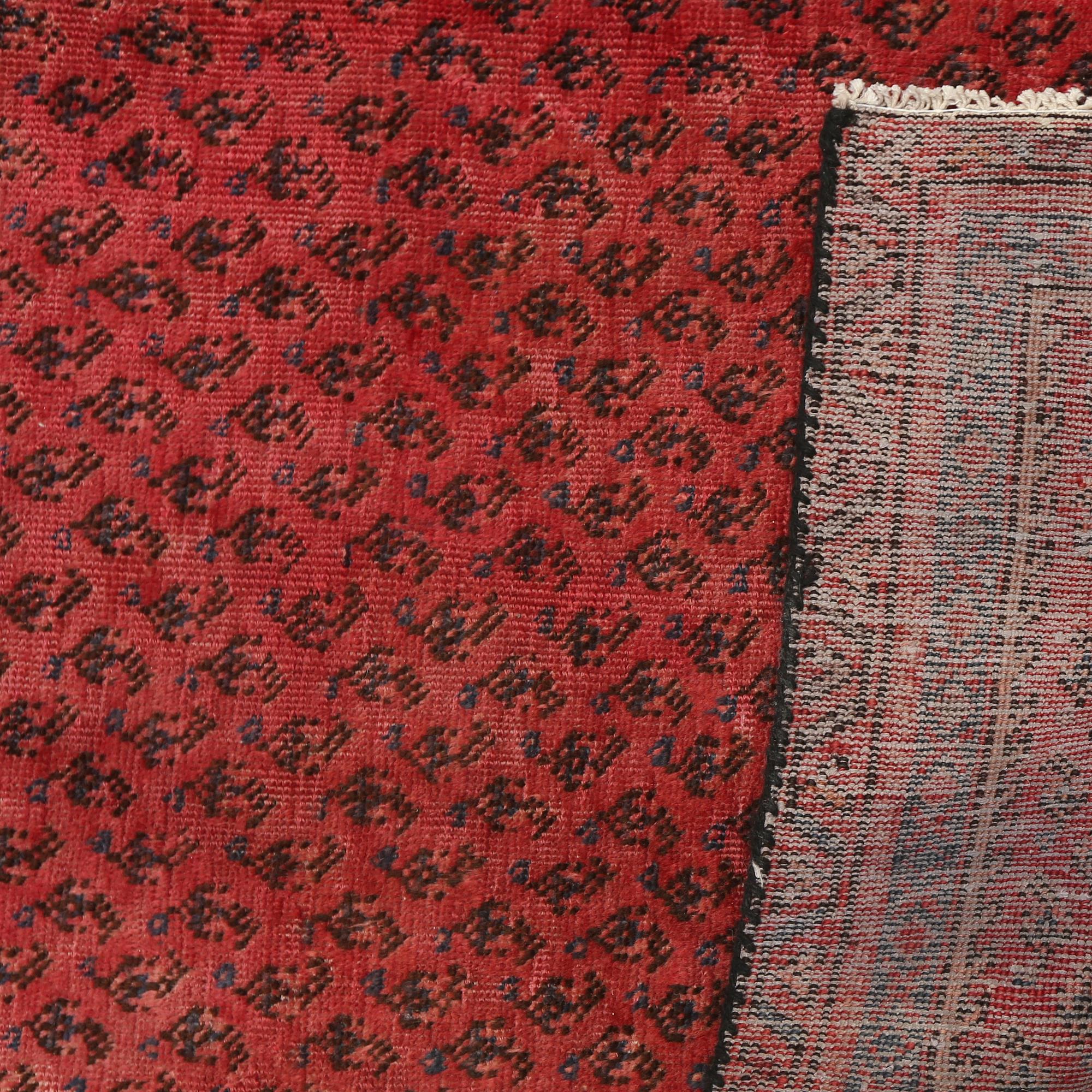 MATTA, troligen Mahal, 1900-talets andra hälft, 260 x 142 cm.
