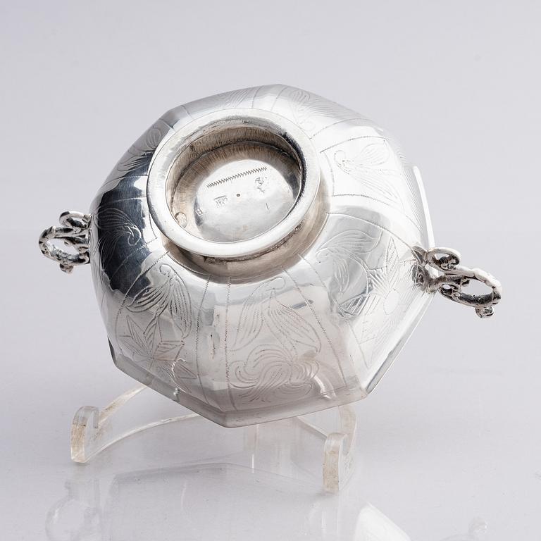 Hans Wiggman, brännvinsskål, silver, Kalmar 1750. Senbarock.