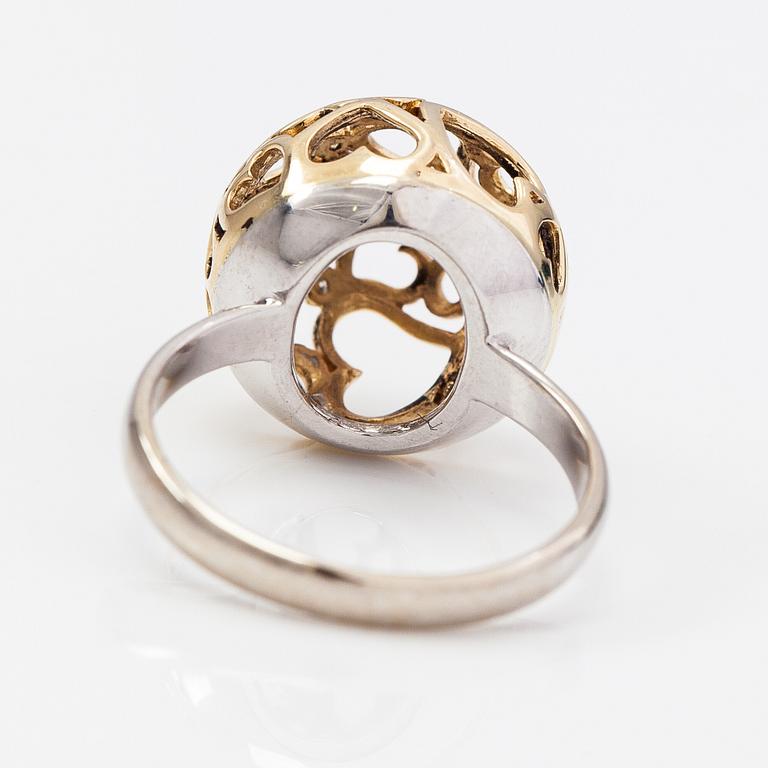 Ring, 14K guld, diamanter ca 0.012 ct tot. Moskva.
