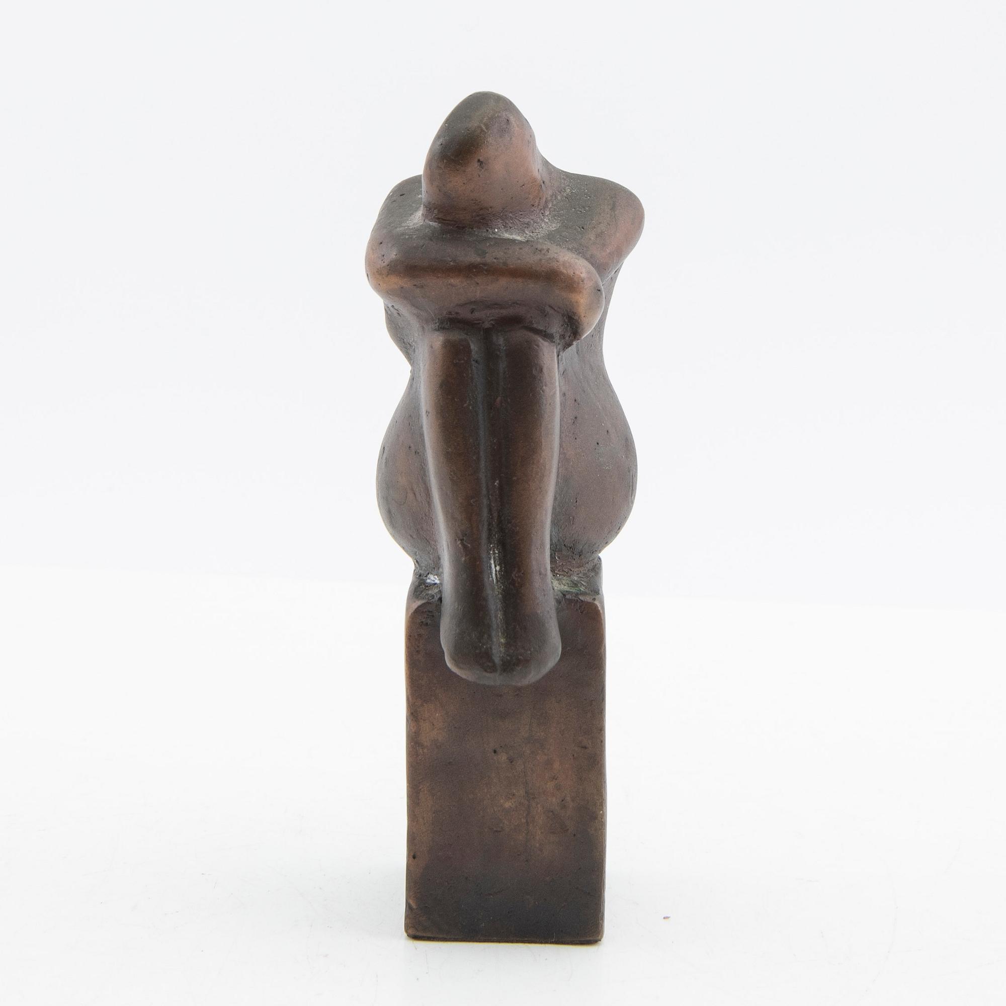 Lisa Larson, sculpture, bronze, "The Thinker".