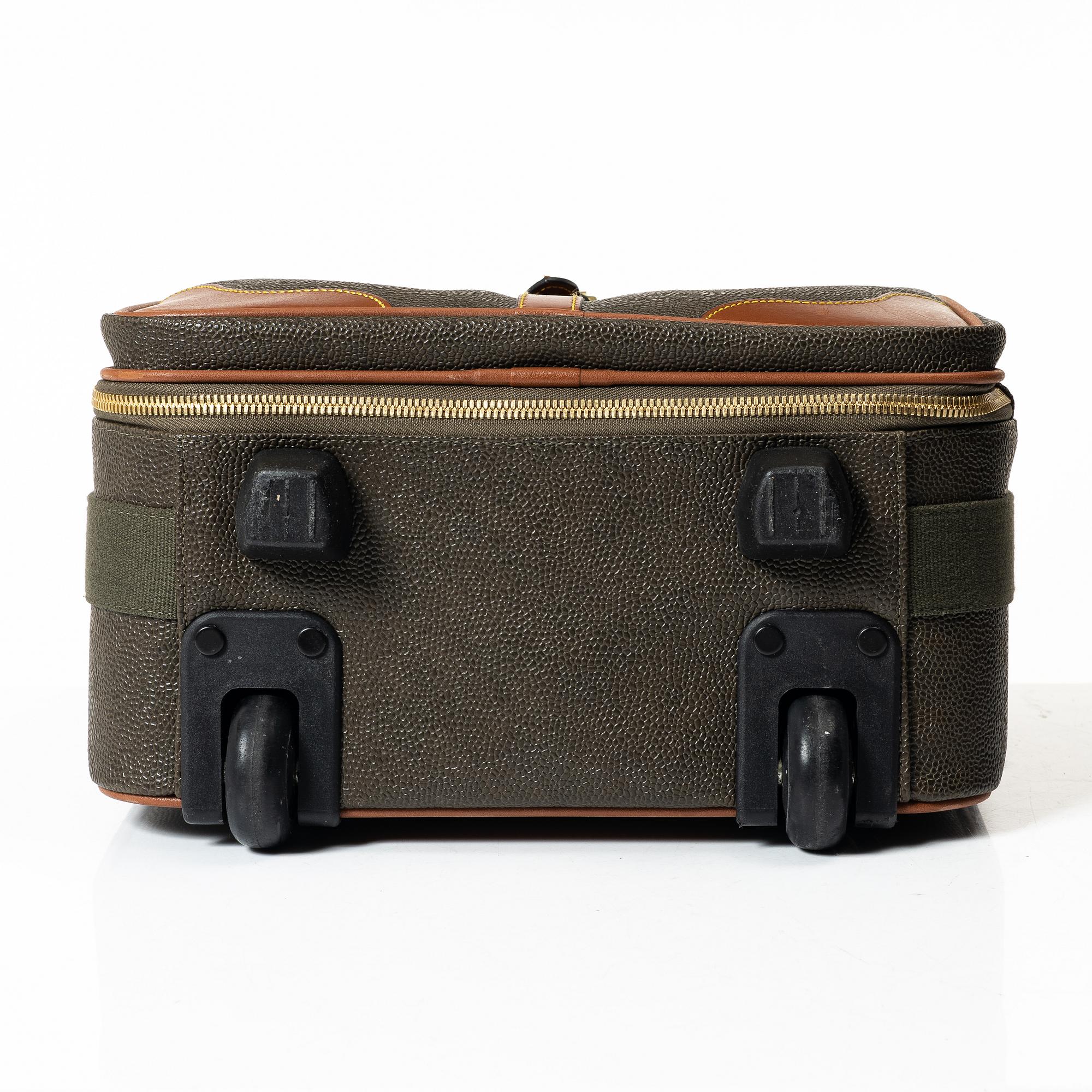 Mulberry, suitcase / cabin bag.
