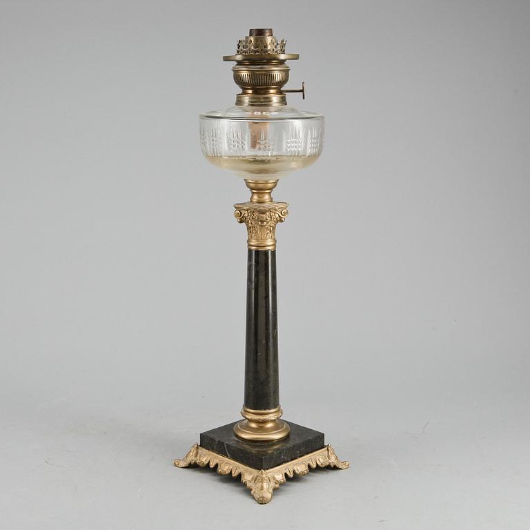 FOTOGENLAMPA, mässing, 1900-talets början.