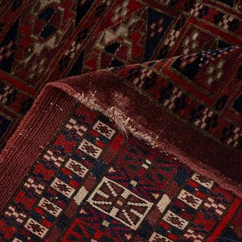 Chuval  Turkmen, antik, ca 128 x 72 cm.