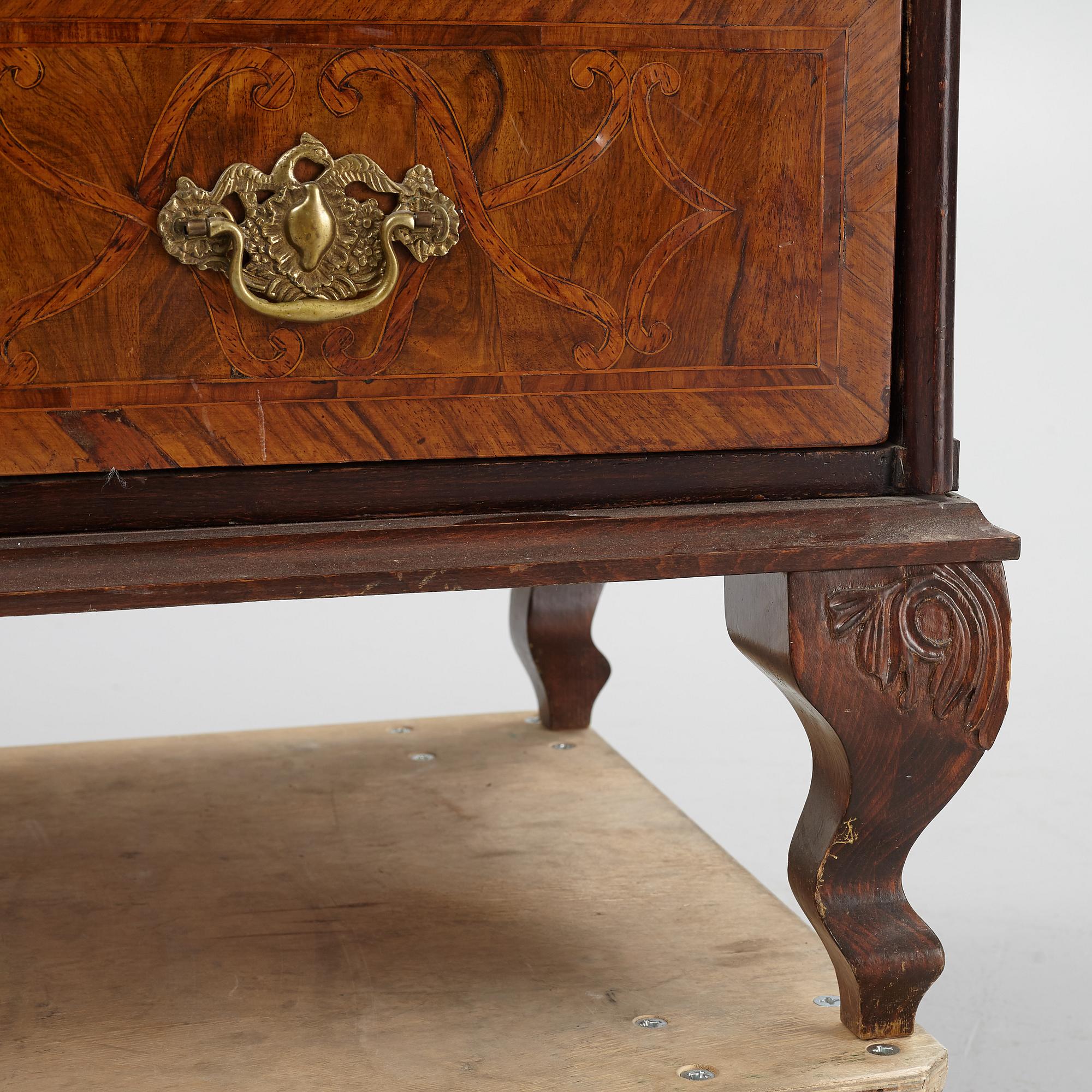 Byrå, Senbarock, 1700-tal.