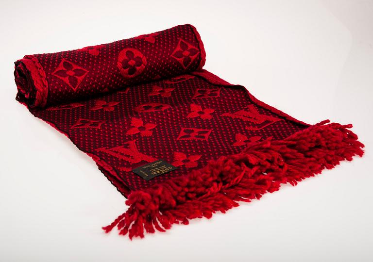 HALSDUK, Louis Vuitton.