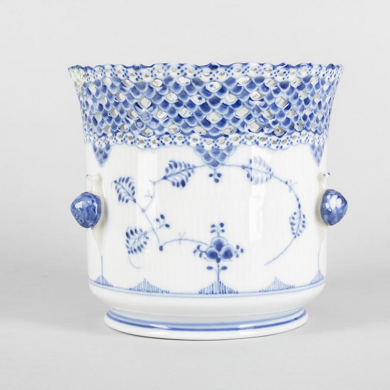 A 'Blue Fluted Full Lace' porcelain flower pot, Royal Copenhagen, model 1048, 1898-1923.