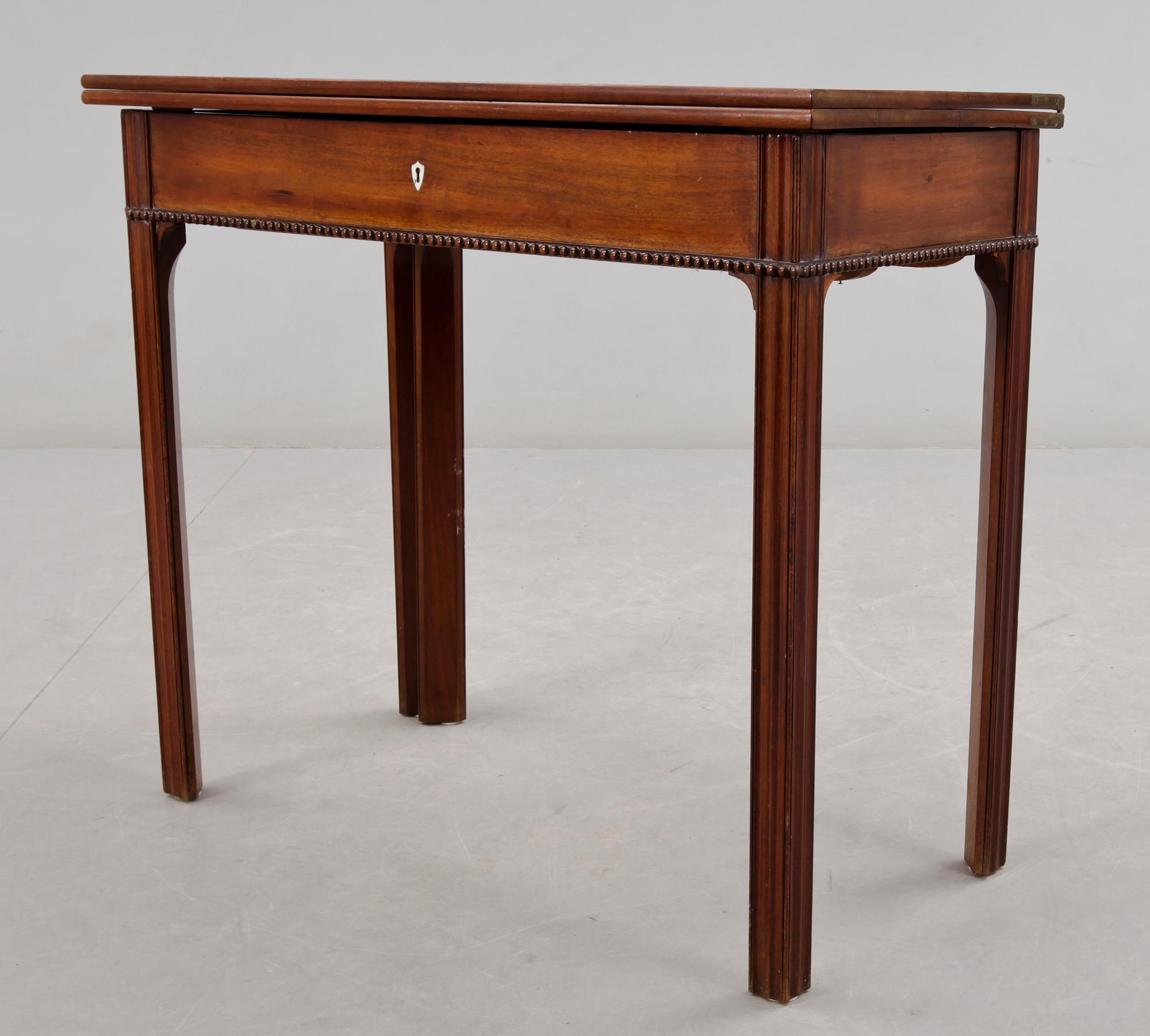 SPELBORD, sengustavianskt, omkr 1800.