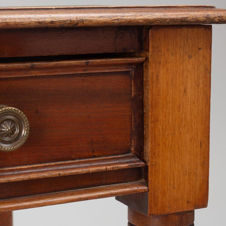 An English desk, first half of the 20th Century.